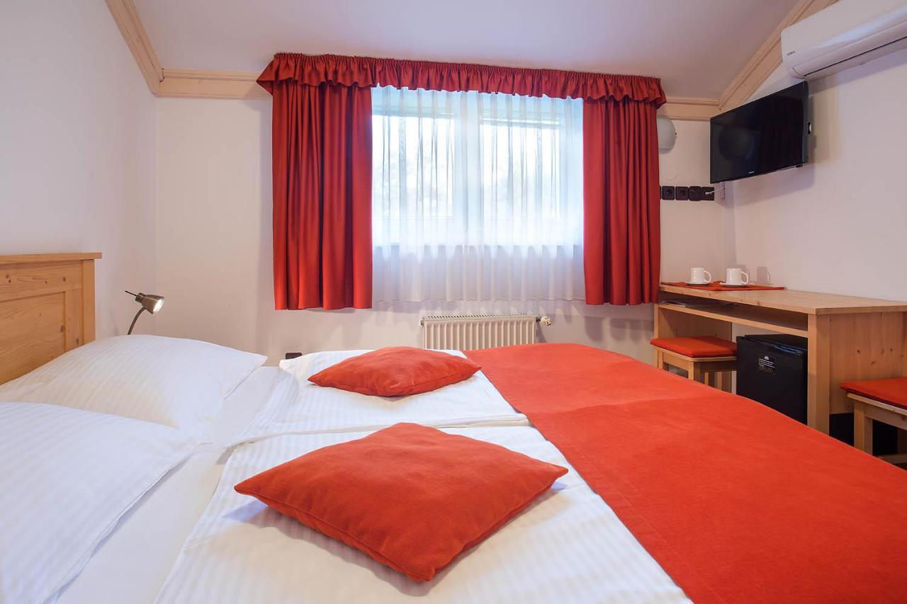 Alp Guest house Bled